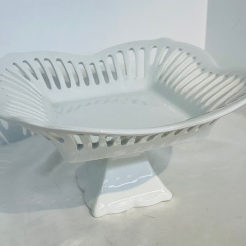 Godinger Lattice Pedestal