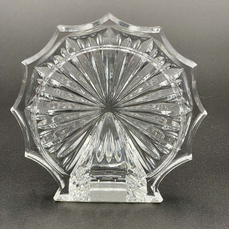 Waterford Ferris Wheel Paperweight
Clear Size: 5 x 5H