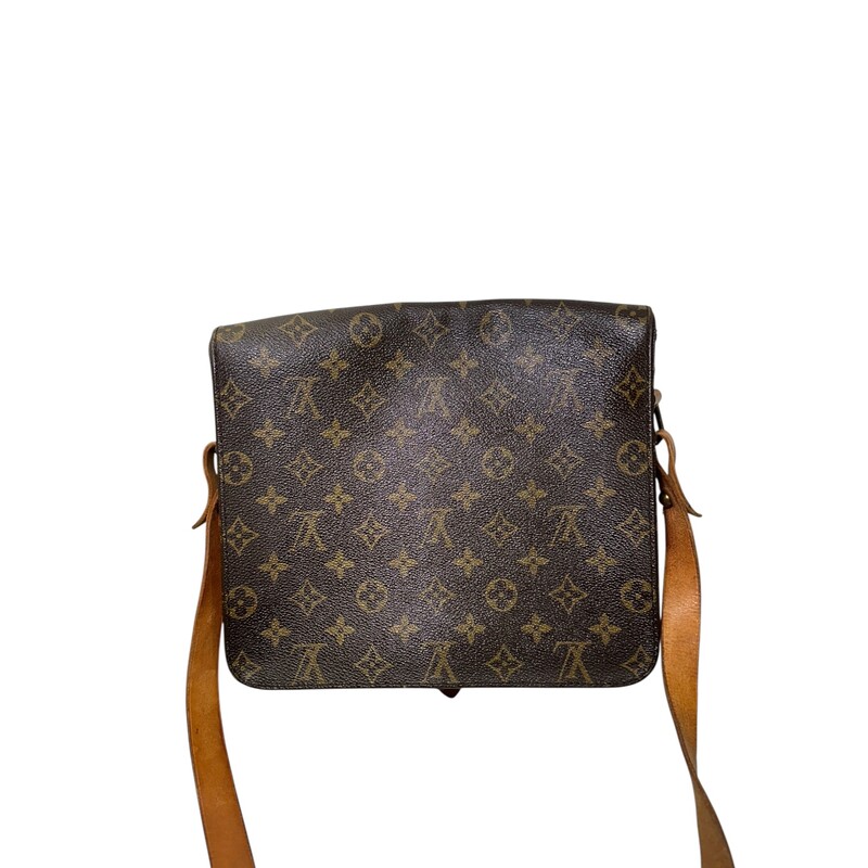 Lousi Vuitton Vintage Cartouchiere Monogram Crossbody<br />
<br />
Dimensions: 10 L x 8 H inches<br />
<br />
In very good condition. Some marks on the leather.<br />
<br />
Does not come with original dust bag or box.