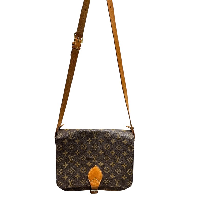 Lousi Vuitton Vintage Cartouchiere Monogram Crossbody<br />
<br />
Dimensions: 10 L x 8 H inches<br />
<br />
In very good condition. Some marks on the leather.<br />
<br />
Does not come with original dust bag or box.