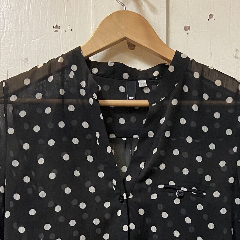Blk/Wt Dot Shr Btt Shirt