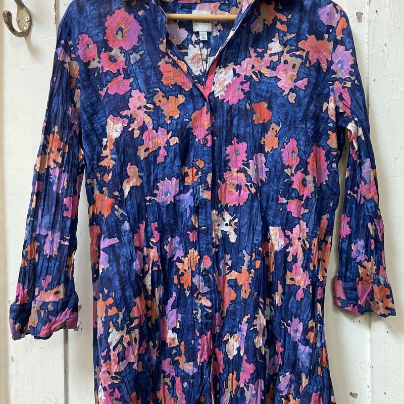 NWT Blu/Pk/P Flrl Shirt<br />
Blu/Pk/P<br />
Size: M R $99