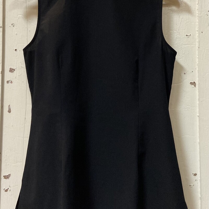 Blk Frnge Slvlss Blouse<br />
Black<br />
Size: S R$98