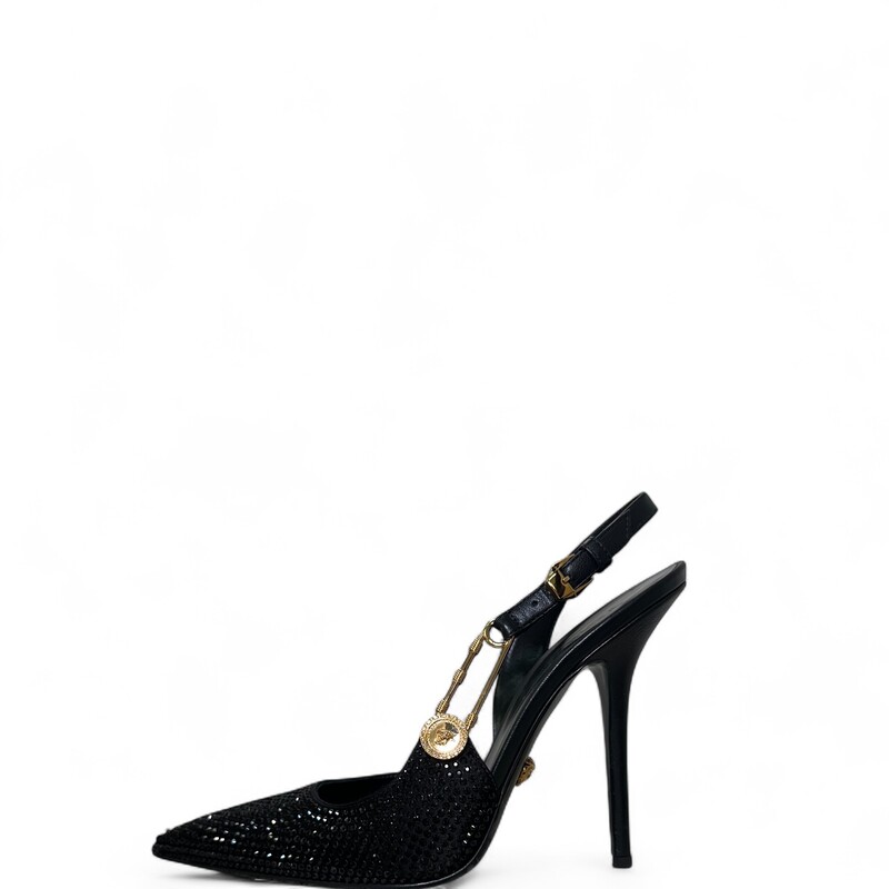 Versace Safety Pin Crystal Black Heels

Size: 39

In very good condition. Light wear to the bottom of the

Comes with the original dust bag and box.