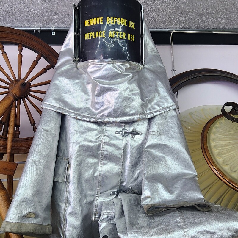 Vtg Fire Fighter Suit, Silver,s Size: 4 Piece, Coat, Pants, Liners & Helmet :)