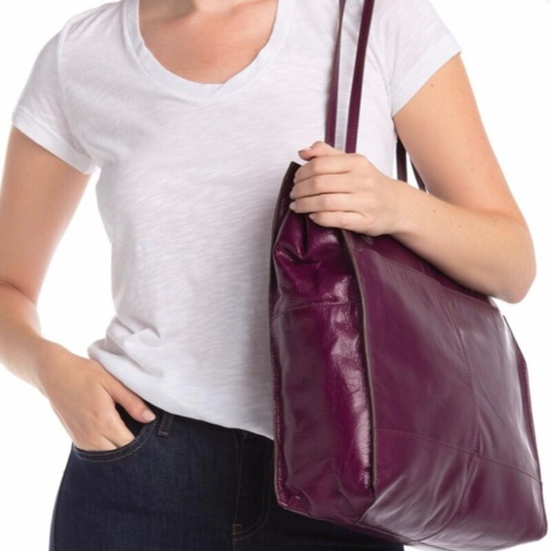 Hobo Finley Tote Bag
Purple, Size: 14x14H