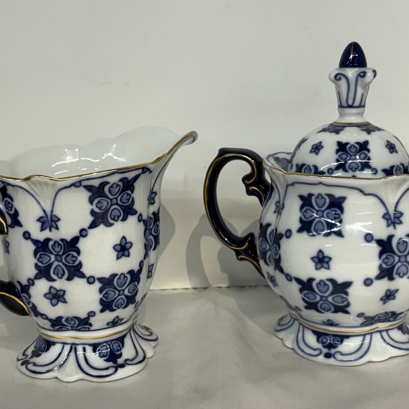 S2 Bombay Sommerhill Creamer + Sugar
Blue White
Size: 7x7H
