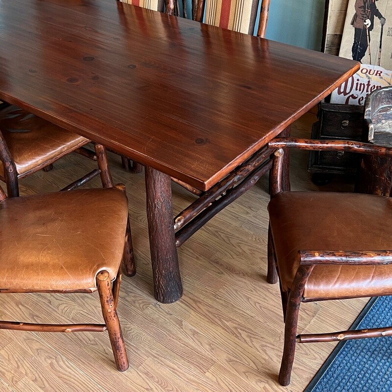Hickory Table 6 Chairs, Leather, Fabric
76in x 40in x 30in