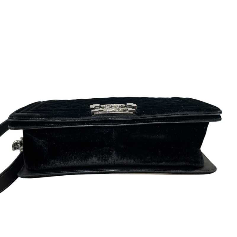Chanel Velvet Boy Bag Black Medium<br />
<br />
Code: 21****07<br />
<br />
Dimensions:10 L x 5 H inches<br />
<br />
In very good condition. A few scuffs and scratches throughout the bag.<br />
<br />
Does not come with the original dust bag or box.