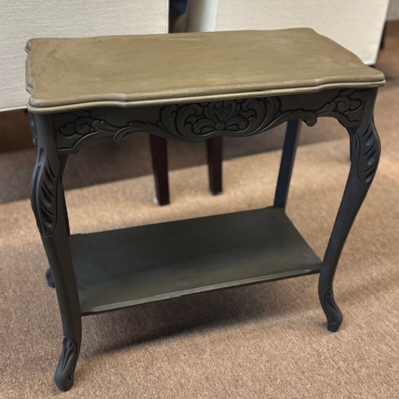 French Wood Accent Table
Taupe Top with Black Base
Size: 24x13x23H