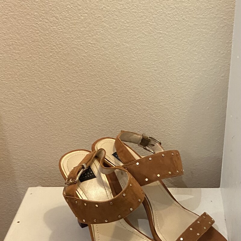 Brw Stud Suede Heel