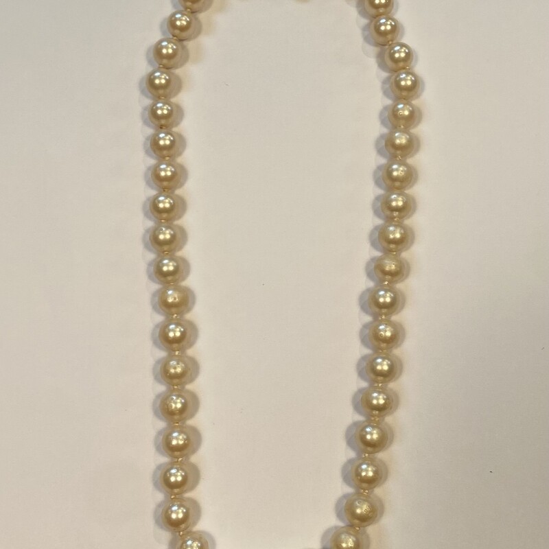 Gld/Crm Pearl Necklace