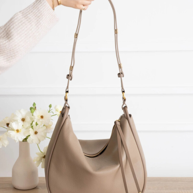 Aallyn Marley Hobo Handbag
Taupe Gold Size: 14 x 11H