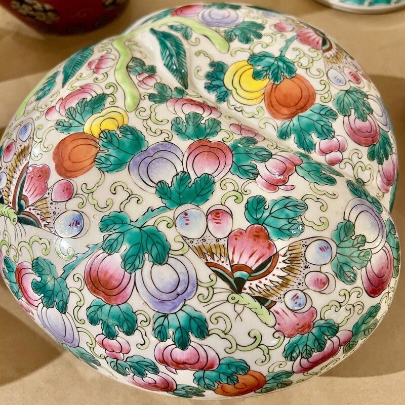 Box Porcelain Peach-Shape