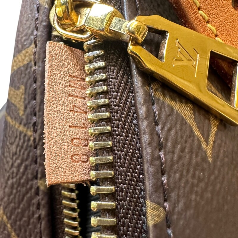 Louis Vuitton Monogram BumBag<br />
<br />
Date Code: MI4188<br />
<br />
Dimensions:<br />
Strap Length: 35 inches<br />
Height: 6.75 inches<br />
Width: 14.75 inches<br />
Depth: 5.25 inches<br />
<br />
In very good condition. Natural patina of the wallet and minor hardware scratches