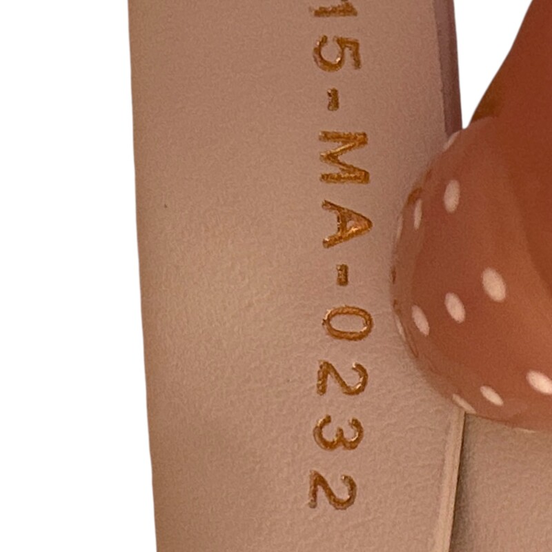 Dior Diorcamp Smooth Calfskin Messengar Bag<br />
<br />
Serial Code:15-MA-0232<br />
<br />
Dimensions:<br />
Base length: 9.25 in<br />
Height: 5.50 in<br />
Width: 3.25 in<br />
Drop: 19.25 in<br />
<br />
In very good condition. Light scratching on the hardware.<br />
<br />
Does not come with original dust bag or box