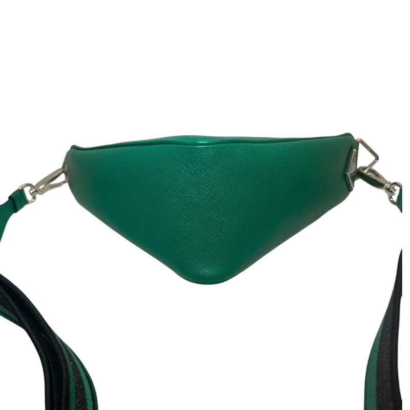 Prada Triangle Crossbody Green<br />
<br />
Code: 56<br />
<br />
Dimensions:<br />
9W x 6.5H x 4D<br />
2 handle drop<br />
4 strap drop<br />
<br />
In excellent condition.<br />
<br />
Does not come with the original dust bag or box.