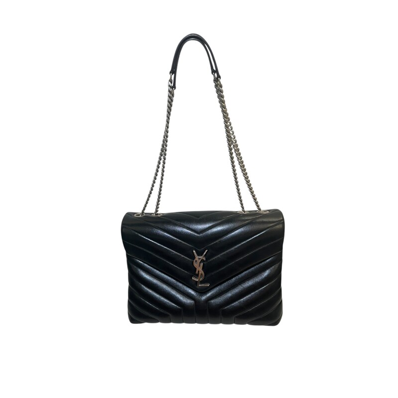 YSL LouLou Medium Black<br />
<br />
Code: TCT574946 0520<br />
<br />
Dimensions:<br />
8.7H x 12.6W x 4.7D<br />
<br />
In good condition. Wear to the the corners and scratching to the hardware.<br />
<br />
Does not come with the original dust bag or box.