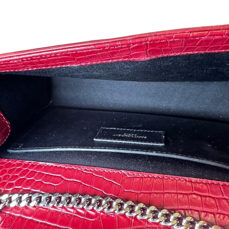 Saint Laurent Croc Embossed So kate Tassle Bag

Serial Code: TCT3541190517

Dimensions: 5.7H x 9.4W x 2.1D.

In excellent condition. Some scratching on the hardware.

Does not come with the original dust bag or box.