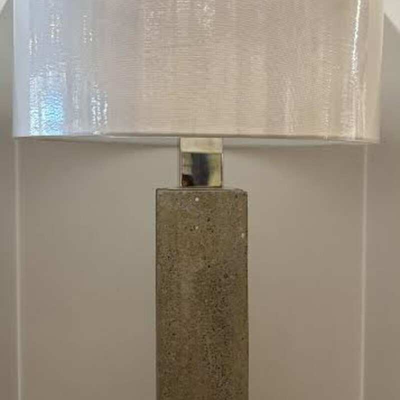 Uttermost Risto StoneTable Lamp
Gray White Size: 16 x 32H
Retails: $211+