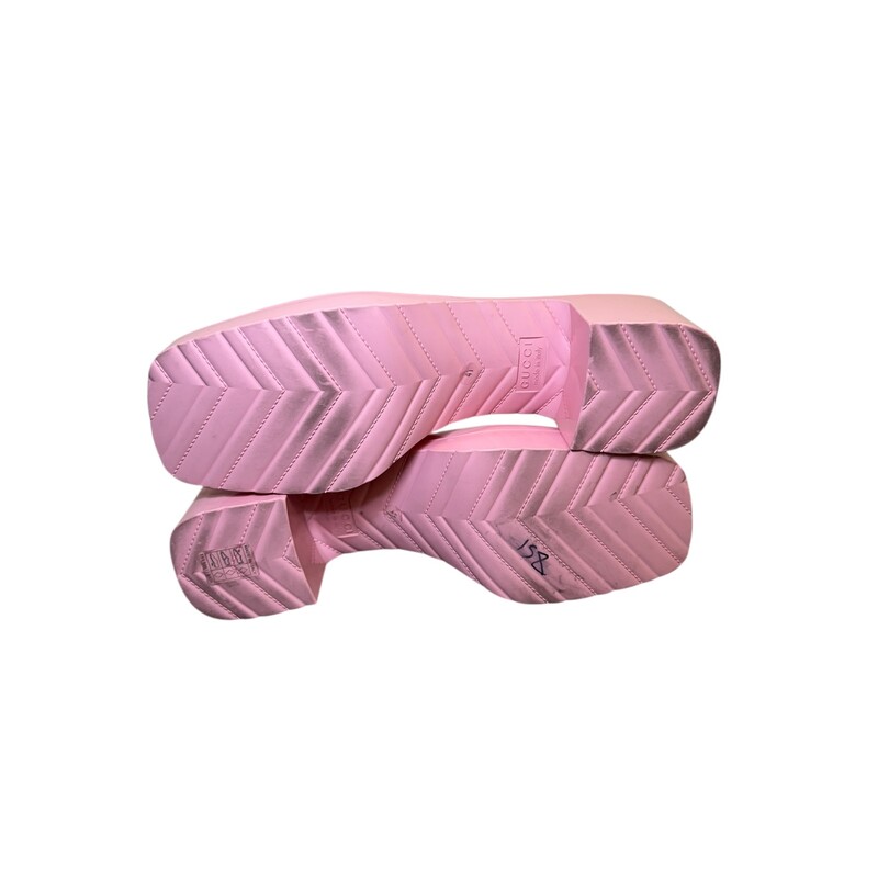 Gucci Rubber Heels Pink<br />
<br />
Size 41<br />
<br />
Code: 624730<br />
<br />
In very good condition. Light scuffs throughout the does.<br />
<br />
Does not come with the original dust bag or box.