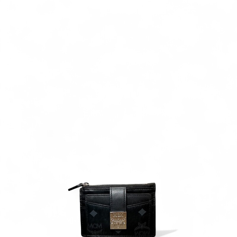 MCM Tracy Black Wallet

In very good condition. Scuffs throughout the wallet.

Comes with the original box.