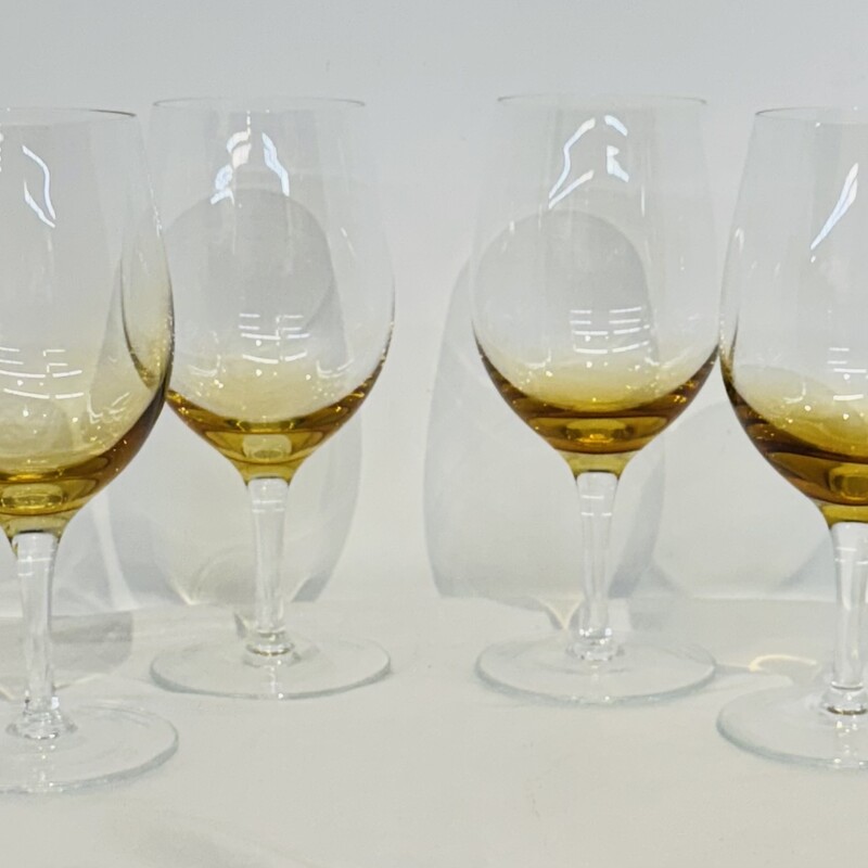 S4 Iced Tea Stemmed
Amber Clear
Size: 3.25x8H