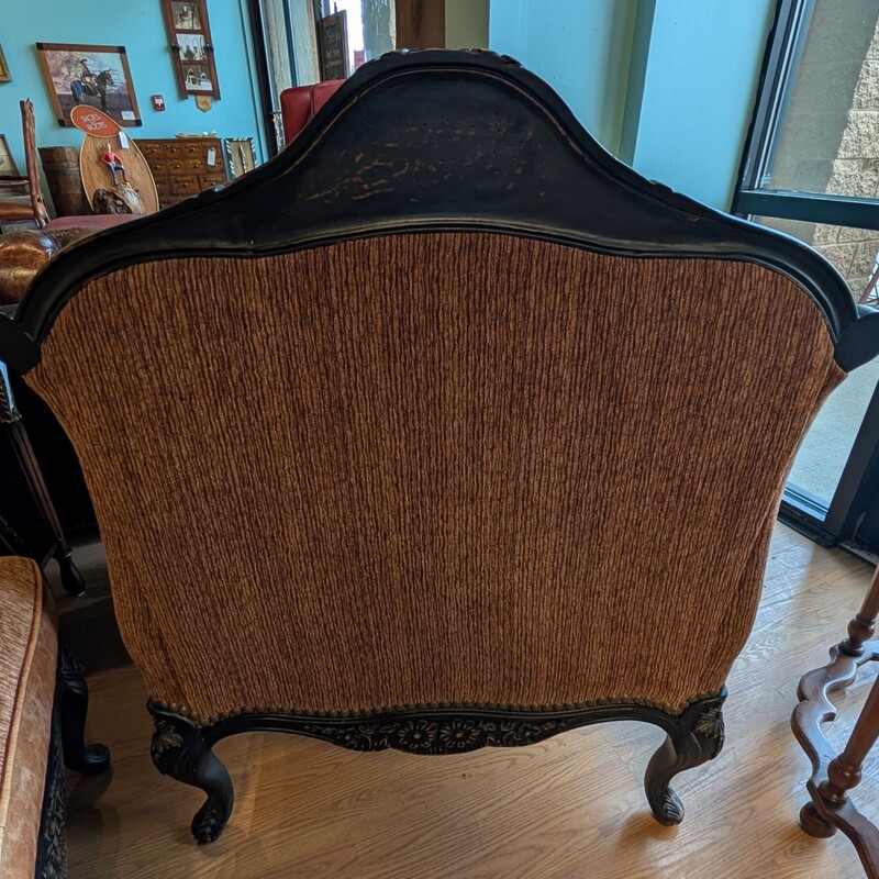 Paladin Leather, Fabric and Wood, Ornate, Designer<br />
Comfy<br />
33 x 36 x 40h