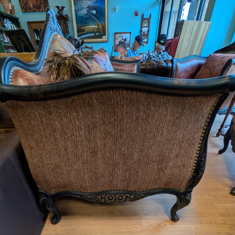 Paladin Leather, Fabric and Wood, Ornate, Designer<br />
85 x 36 x 45h