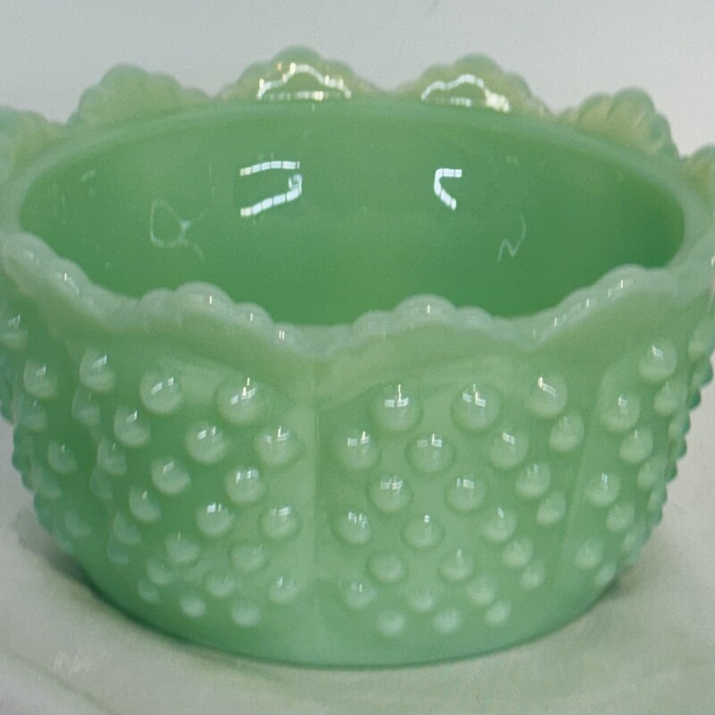 Jadeite Hobnail Bowl
Green
Size: 5x3H