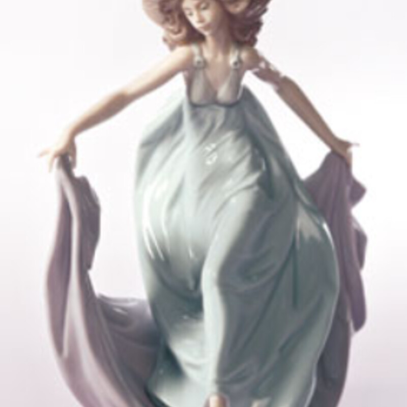 Lladro May Dance