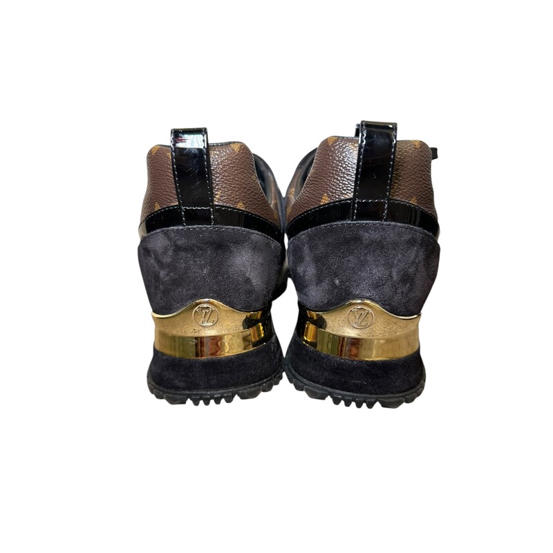 Louis Vuitton Runaway Monogram Sneakers<br />
<br />
Size: 37<br />
<br />
Code: CL0270<br />
<br />
In excellent condition.<br />
<br />
Do<br />
es not coe with the original dust bag or box.