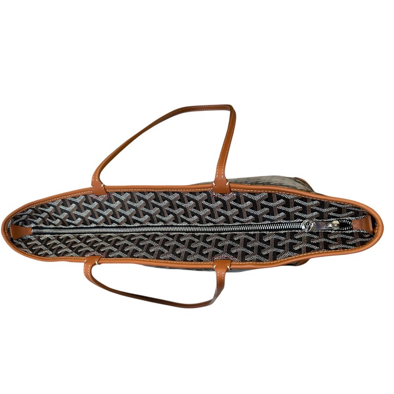 Goyard Goyardine Artois MM Black Gold<br />
<br />
Code: LME 020216<br />
<br />
Dimensions:<br />
Base length: 14.5 in<br />
Height: 11.75 in<br />
Width: 6.5 in<br />
Drop: 9.75 in<br />
<br />
In very good condition. Light corner scuffs.<br />
<br />
Does not come with the original dust bag or box.