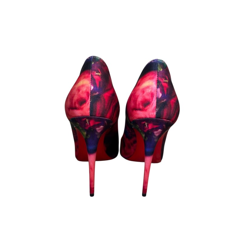 Louboutin So Kate Roses Printed Heels<br />
<br />
Size 37<br />
<br />
In very good condition. Light wear to the bottom of the soles.<br />
<br />
Comes with original dust bag and box.