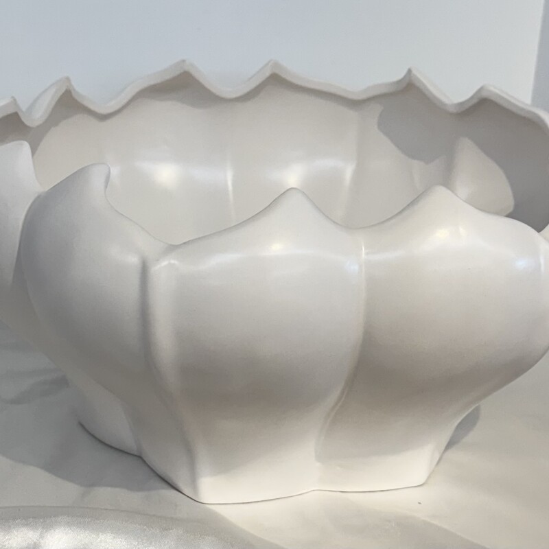 Ceramic Lotus Bowl