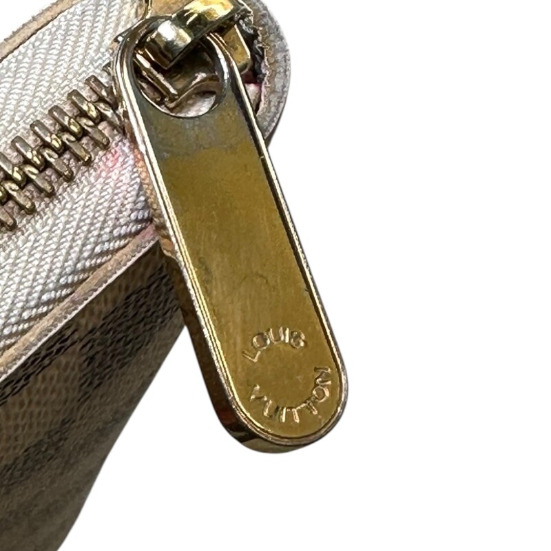 Louis Vuitton Damier Azur Zippy Wallet<br />
<br />
Date Code:VI2027<br />
<br />
Dimensions:<br />
Height: 3.75 in<br />
Width: 7.75 in<br />
Depth: 1.25 in<br />
<br />
In good condition. Some marks on the canvas and some interior marks.<br />
<br />
Does not come with original dust bag or box