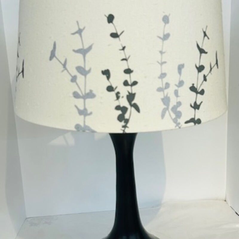 Vine Shade Round Bottom