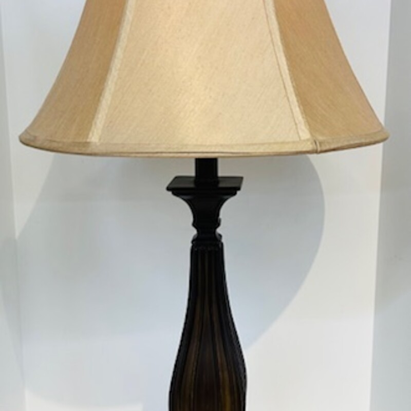 Resin Ribbed Column Lamp
