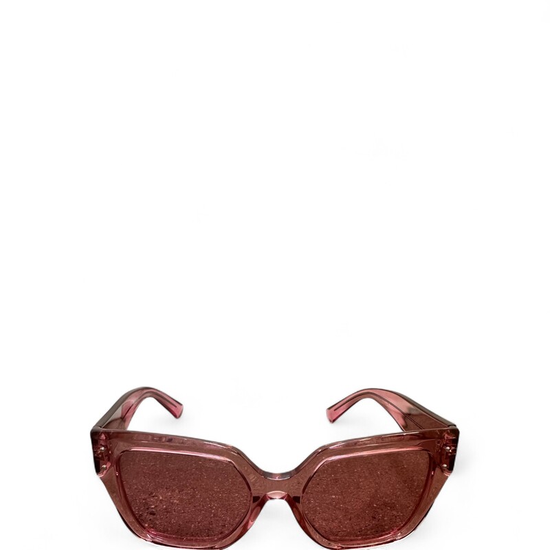 Dolce & Gabbana Pink  Sunglasses

Style Code: DG4471

In very good condition. Very minor scratches on the lenses.

Does come with the original dust bag and box.