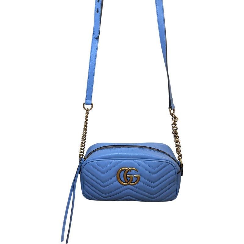Gucci Marmont Camera Small Blue<br />
<br />
Code: 447632 001998<br />
<br />
Dimensions:<br />
9.5W x 5H x 3D<br />
<br />
In very good condition. Light scuffs to the leather corners and hardware.<br />
<br />
Does not come with the original dust bag or box.