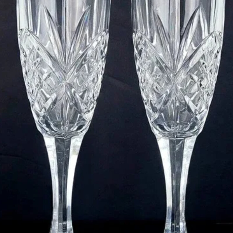 S4 Shannon Champagne Flutes
Clear
Size: 2.5x8.5H