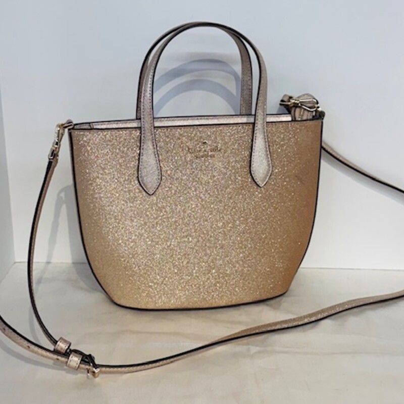 Kate Spade Glimmer
Gold
Size: 11x8H