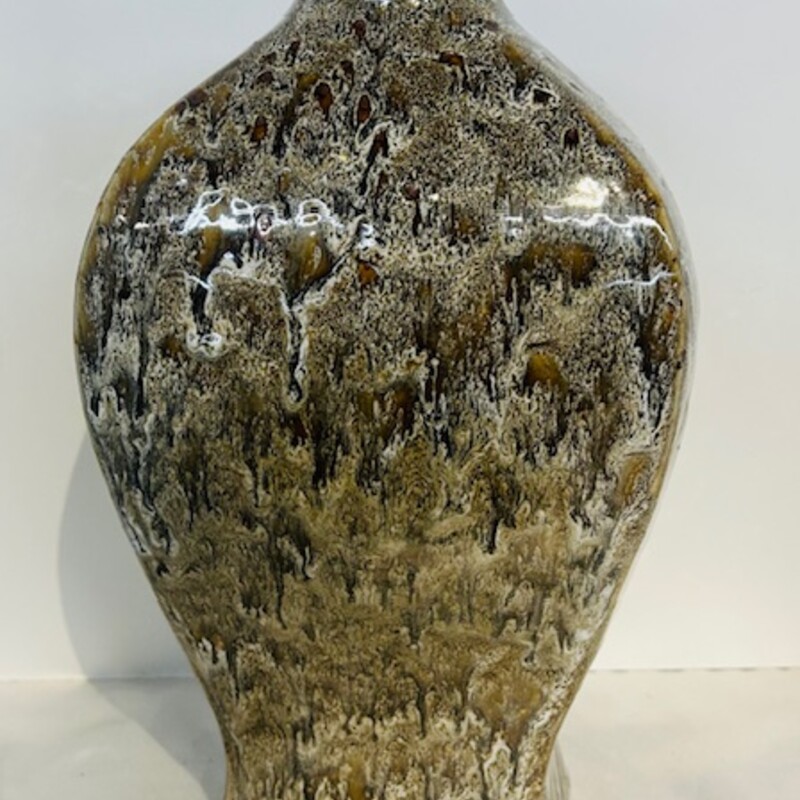 Ceramic Fluted Drip Vase
Brown White Bronze Size: 8 x 14H