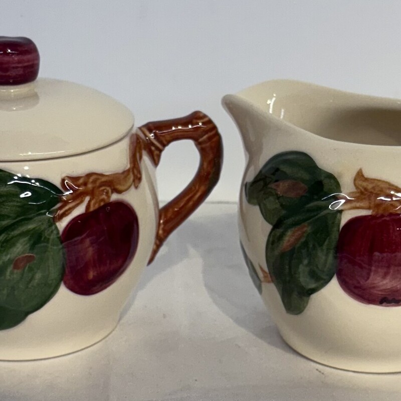 Franciscan Apple Cream and Sugar
Cream, Red, Brown
Size: 5x4H