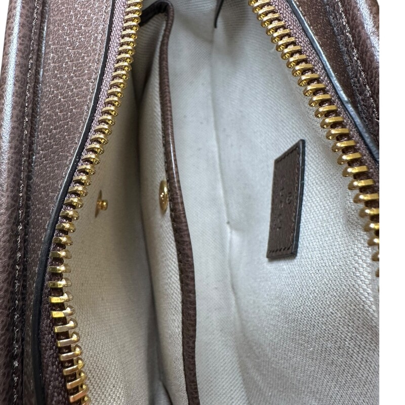 Gucci Camera Jumbo Canvas Bag<br />
<br />
Style Code:695075 2184<br />
<br />
Dimensions: 9 L x 5 H inches<br />
<br />
In very good condition. Very minor scratches on hardware.<br />
<br />
Comes with the original dust bag and box.