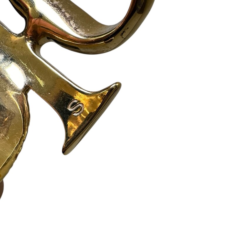 Dior Logo Gold Tone Cuff<br />
<br />
Size Small<br />
<br />
In very good condition. Some surface scratches.<br />
<br />
Does not come with the original dust bag or box.