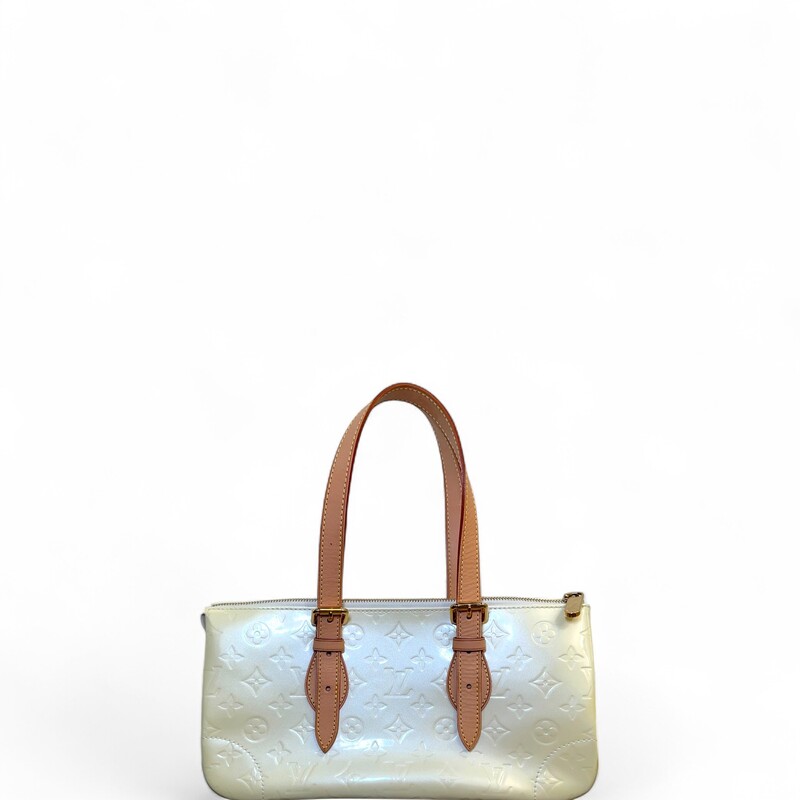 Louis Vuitton Rosewood Vernis Cream

Code: FL1027

Dimensions:
Length: 12.5 in
Height: 6 in
Width: 5.5 in
Drop: 8.5 in

In very good condition. Light discoloration throughout the bag.

Comes with the original dust bag. No box.