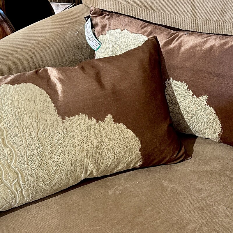 Pillow Down Aviva Stanoff