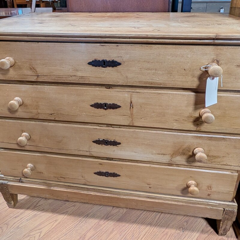 Antique English 4 Drawers, Pine, 1890s
51 x 22 x 34h