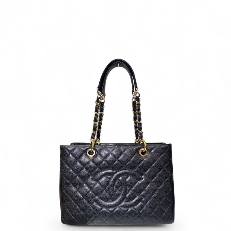 Chanel Grand Shopper Black Caviar Tote

Serial Code: 1986****

Dimnensions:
Length: 13.25 in
Height: 9.75 in
Width: 5.25 in
Drop: 9.75 in

In excellent condition. Very faint scratching on the hardware.

Does not come with the original dust bag or box.